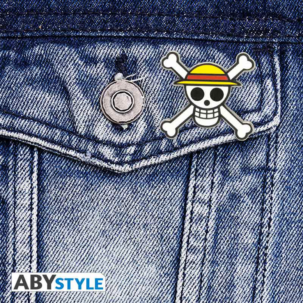One Piece Skull Pin Badge