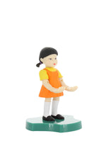 Cable Guys Holdems Squid Game Young-Hee Mini Phone Stand and Device Holder