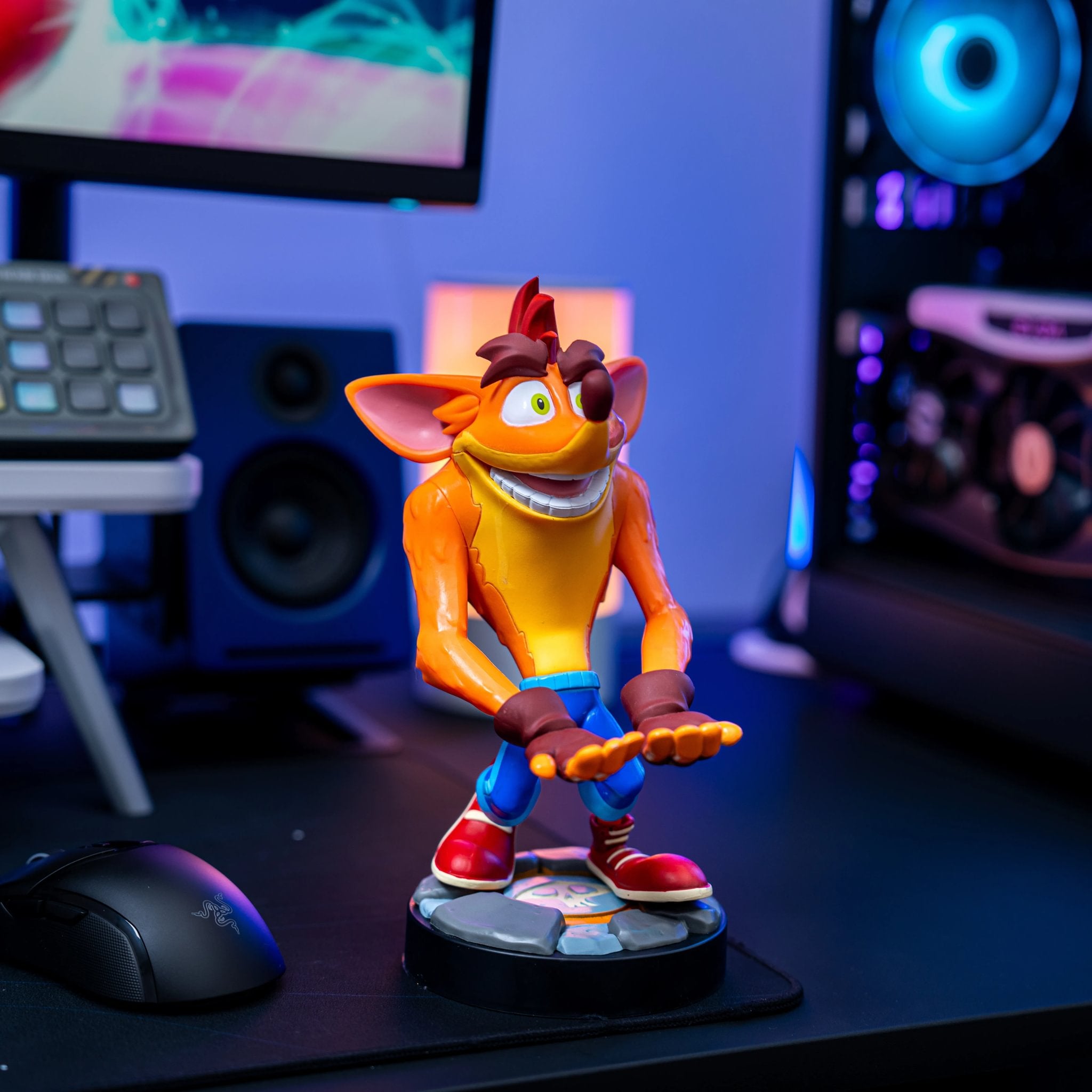 Crash Bandicoot 4 Controller and Phone Stand | Cable Guys