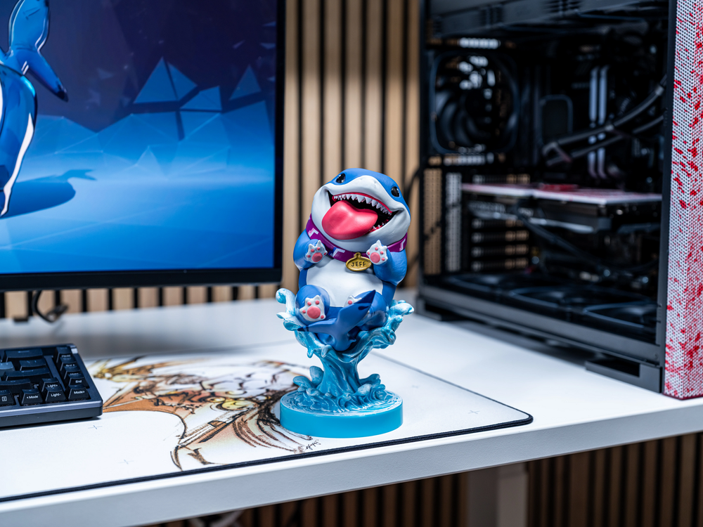 Cable Guys Originals Marvel Jeff the Land Shark Controller and Phone Holder