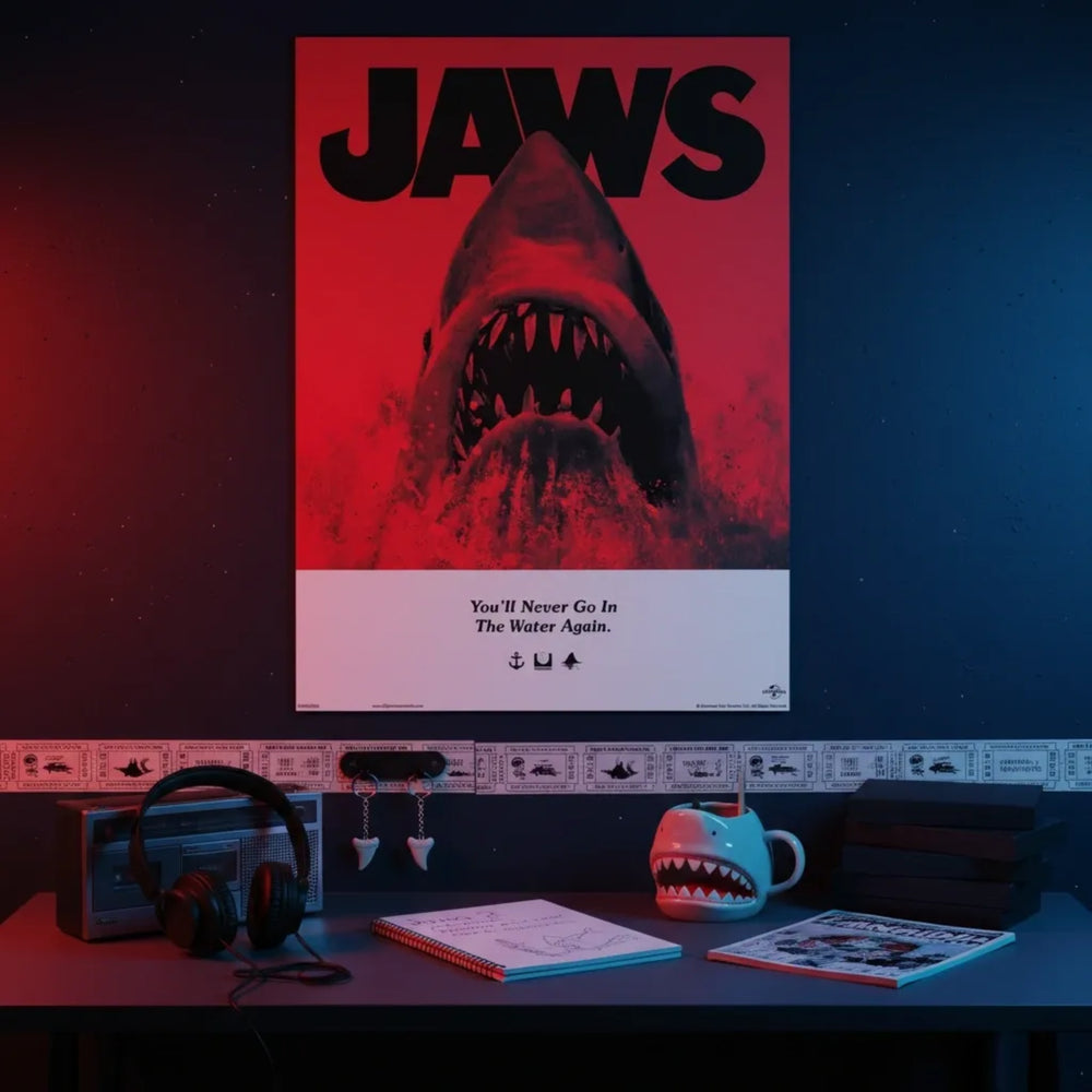 GB Posters Jaws Red 30 x 40cm Collector Print