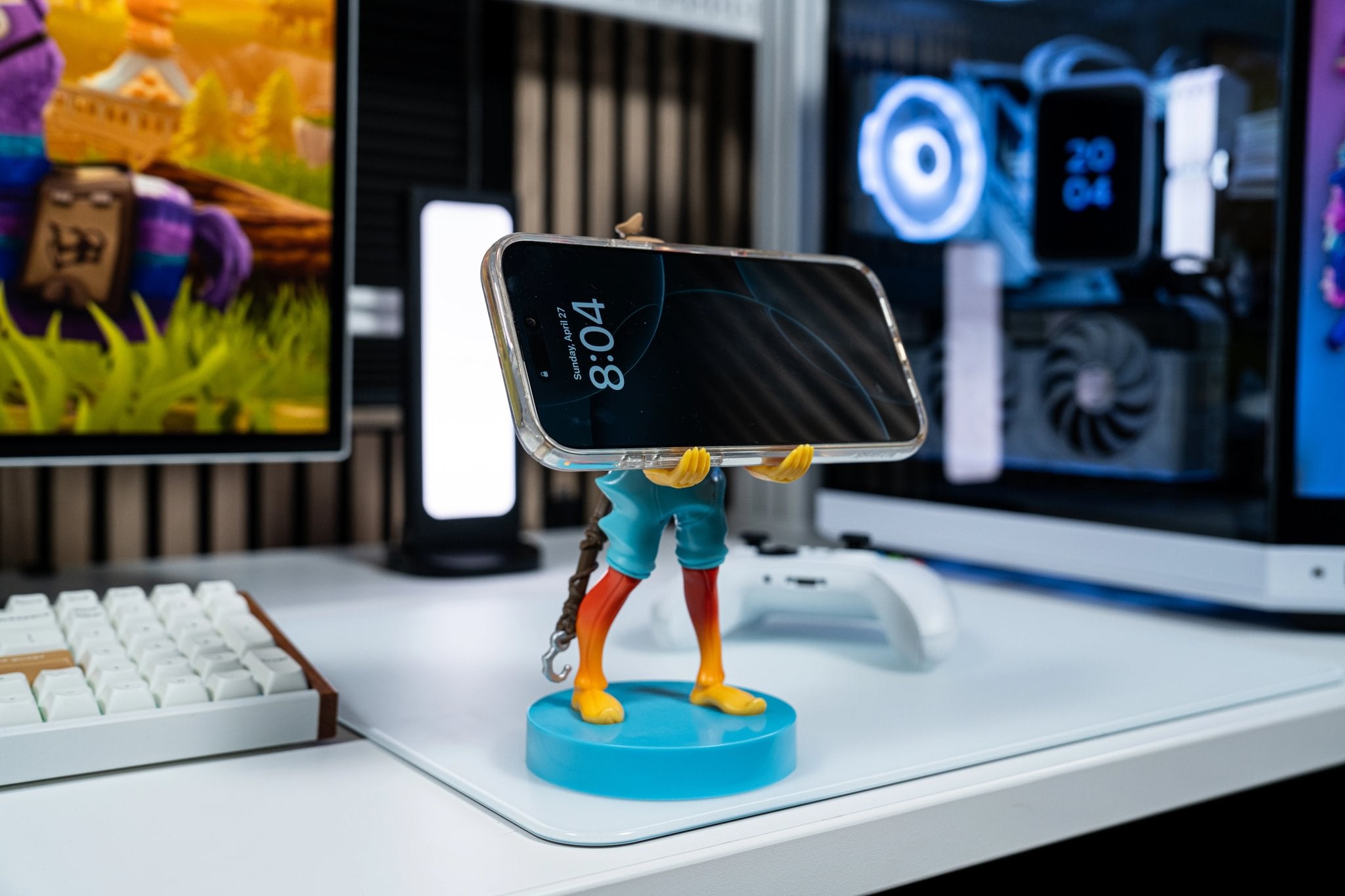 Fortnite Fishsticks Controller and Phone Stand | Cable Guys