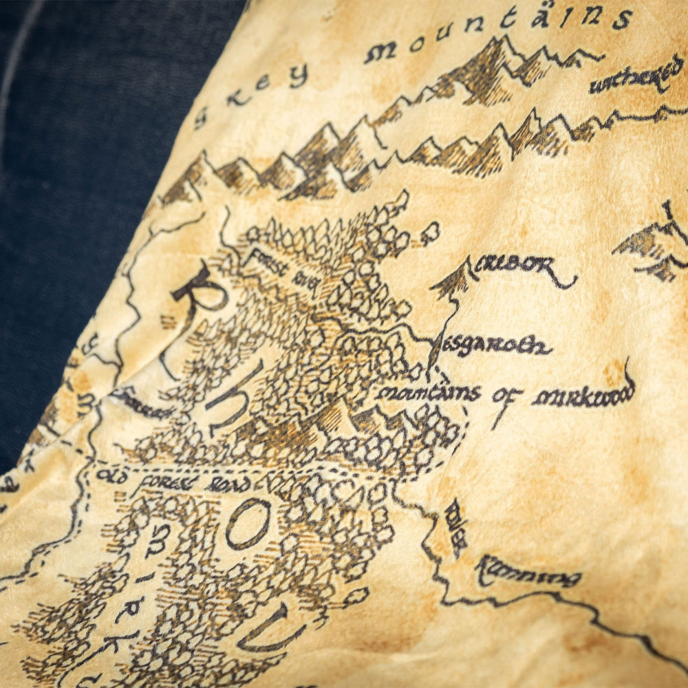 THE LORD OF  THE RINGS Cozy Blanket  Middle Earth Map