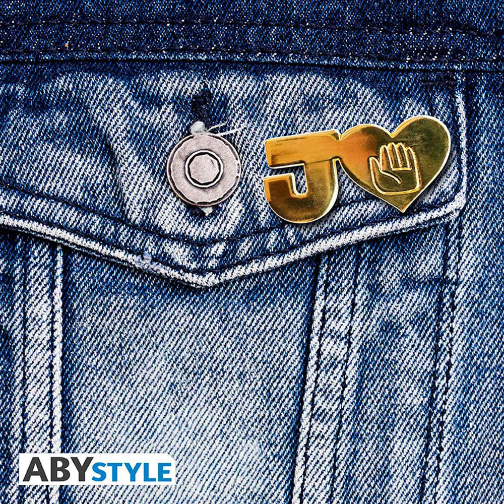 JoJo's Bizarre Adventure J Pin Badge