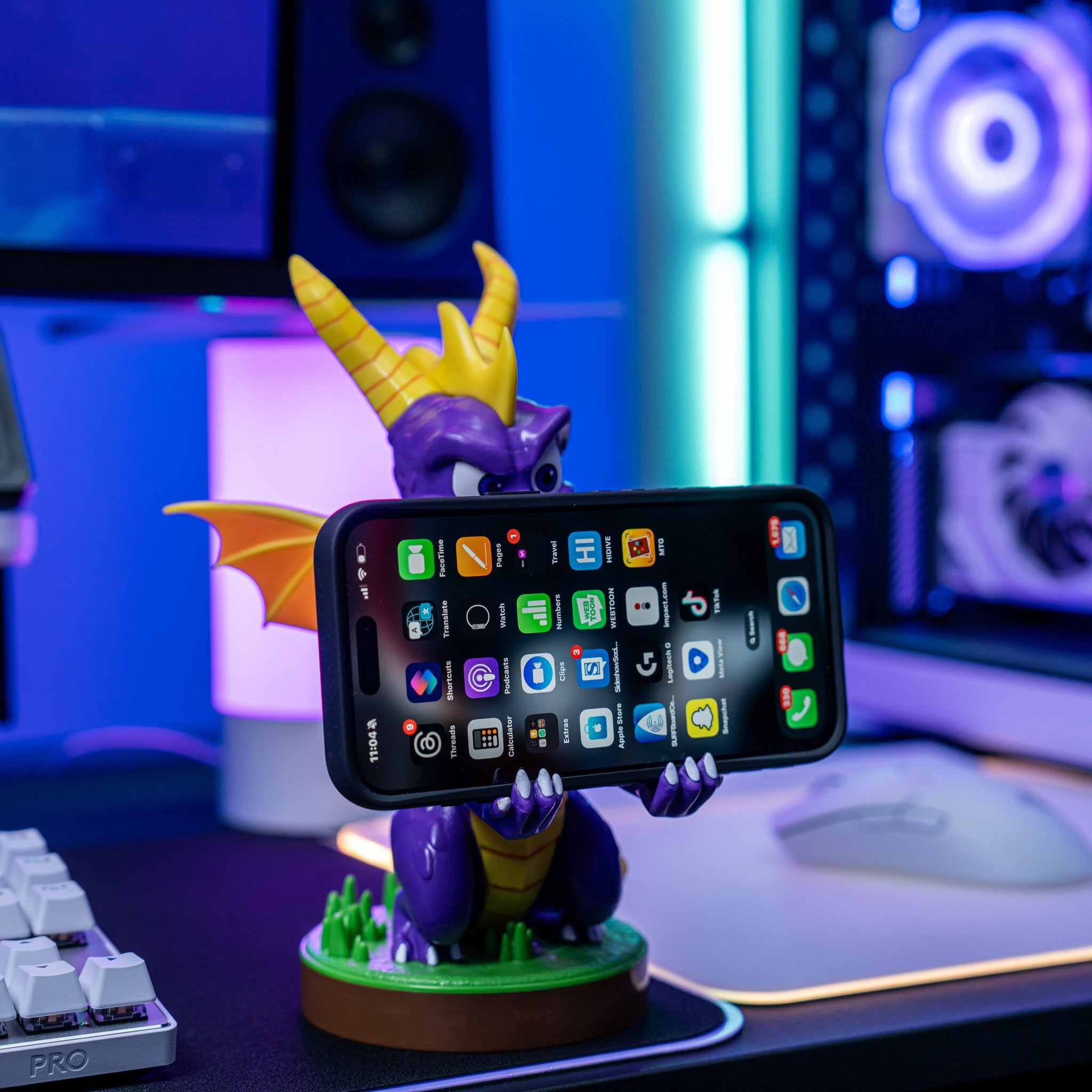 Spyro Controller Holder and Phone Stand | Cable Guys Originals